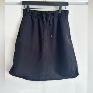 Black lululemon active wear skirt